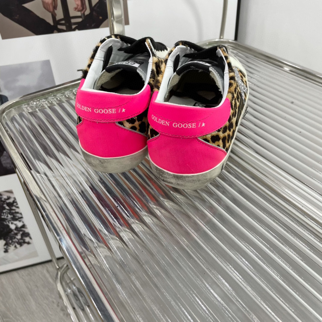 GGDB-SUPER STAR Graffiti Sneakers