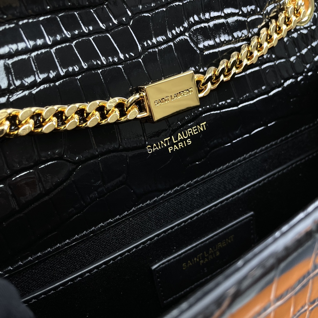 Saint Laurent Classic Chain Shoulder/Crossbody Bag for Women  in Black