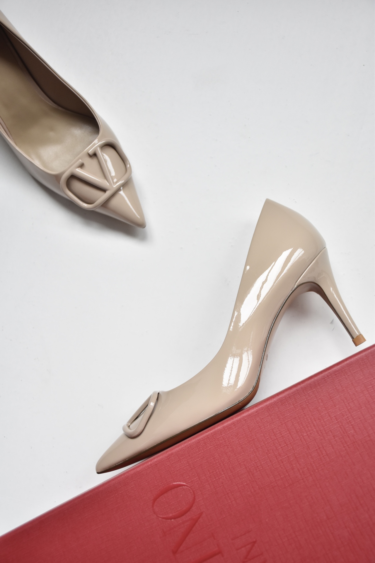 Valentino Classic Patent Leather High Heels (4cm/8 cm)