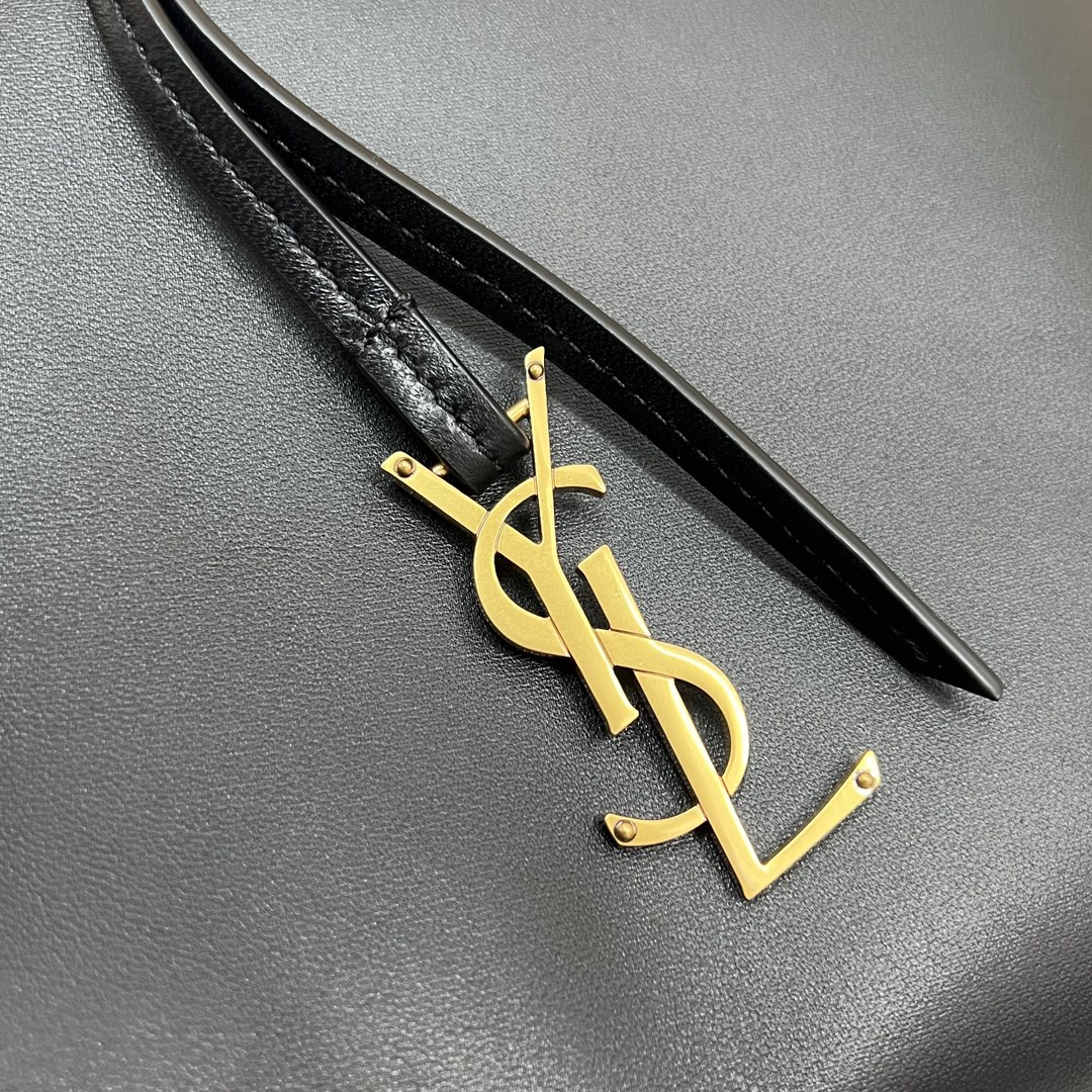 Saint Laurent AW24 PARIS VII POCHON New Style