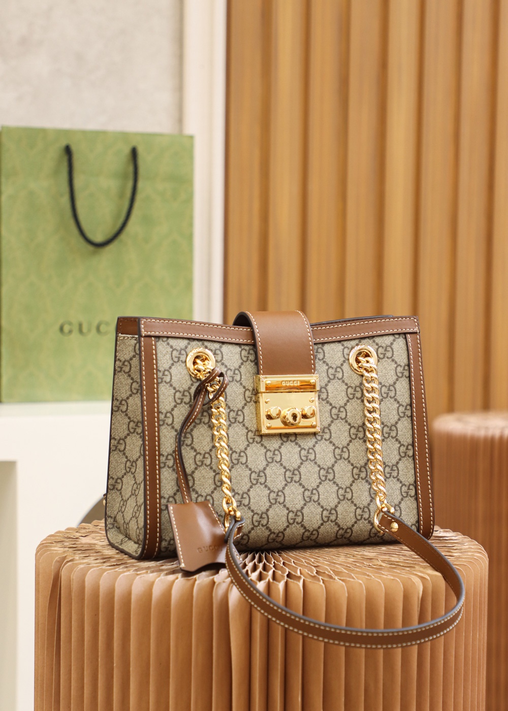 Gucci Classic Vintage-Inspired Leather Single-Shoulder Mini Tote