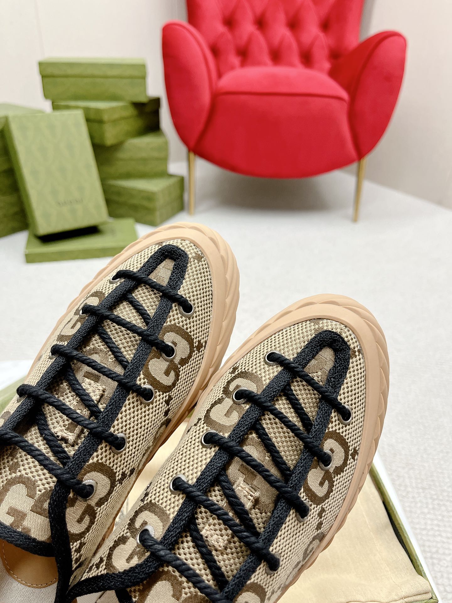 Gucci Classic Leather Sneakers/Flat Shoes