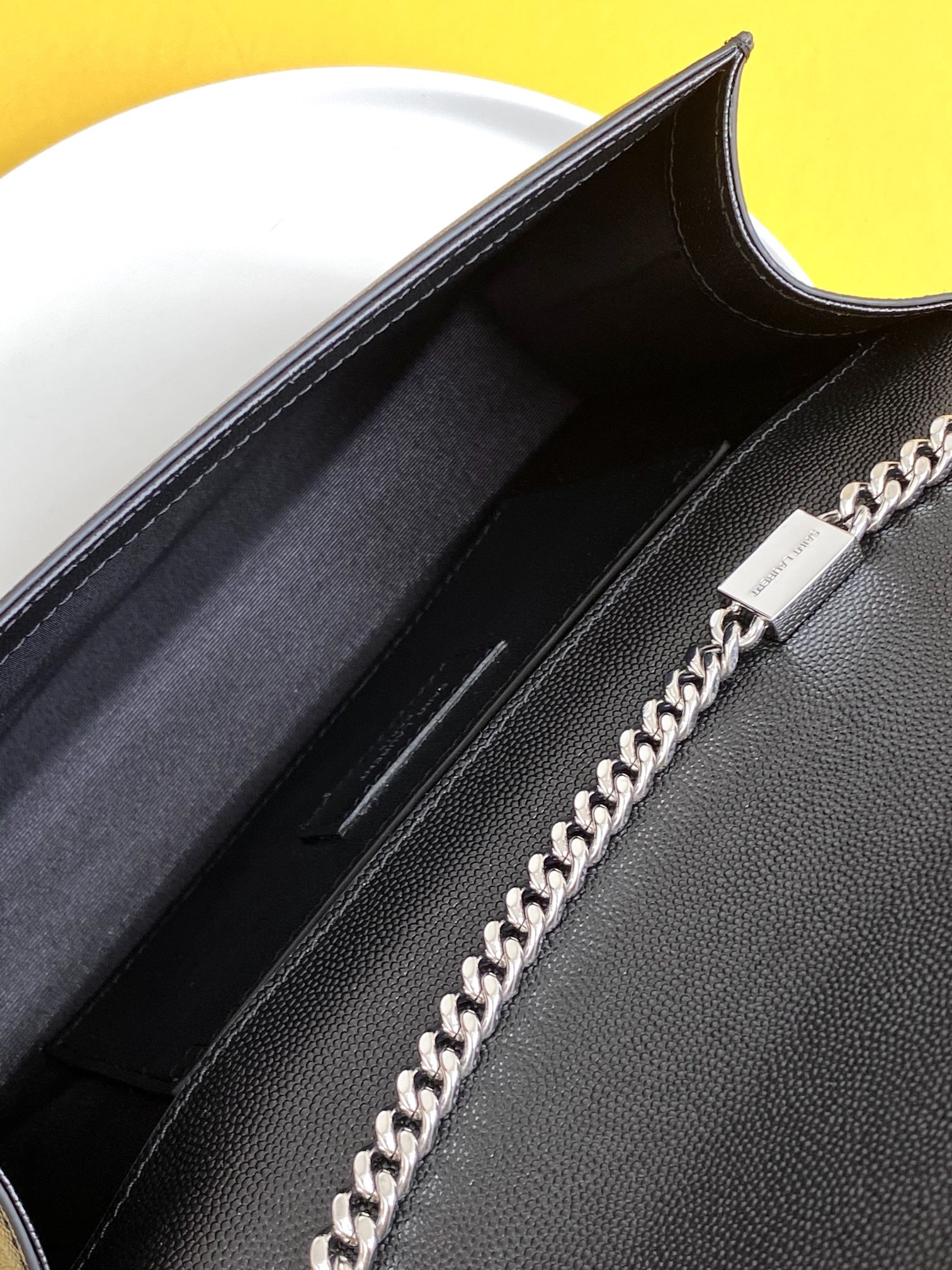 Saint Laurent Classic Chain Shoulder/Crossbody Bag for Women  in Black