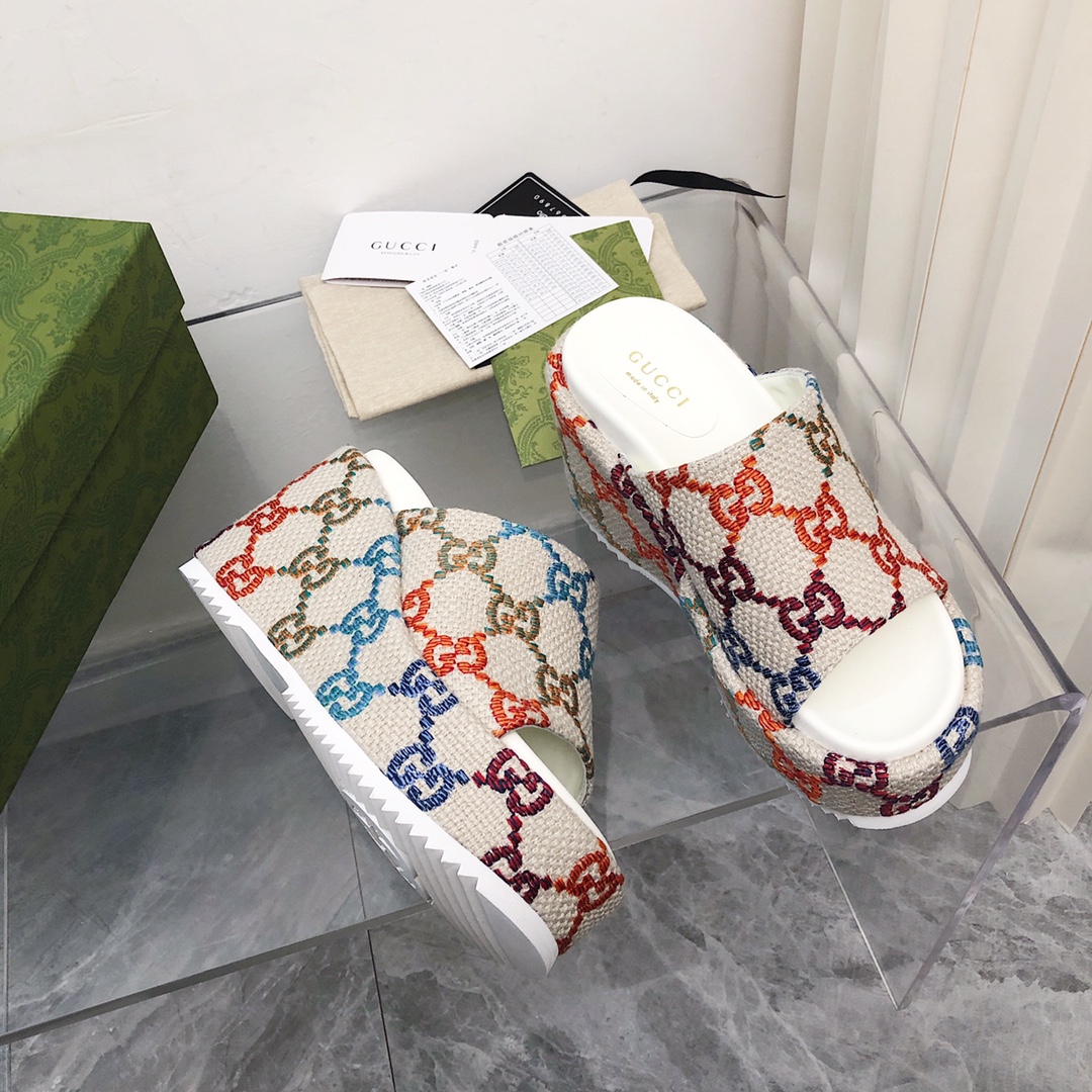 Gucci Thick-Soled Platform Slippers