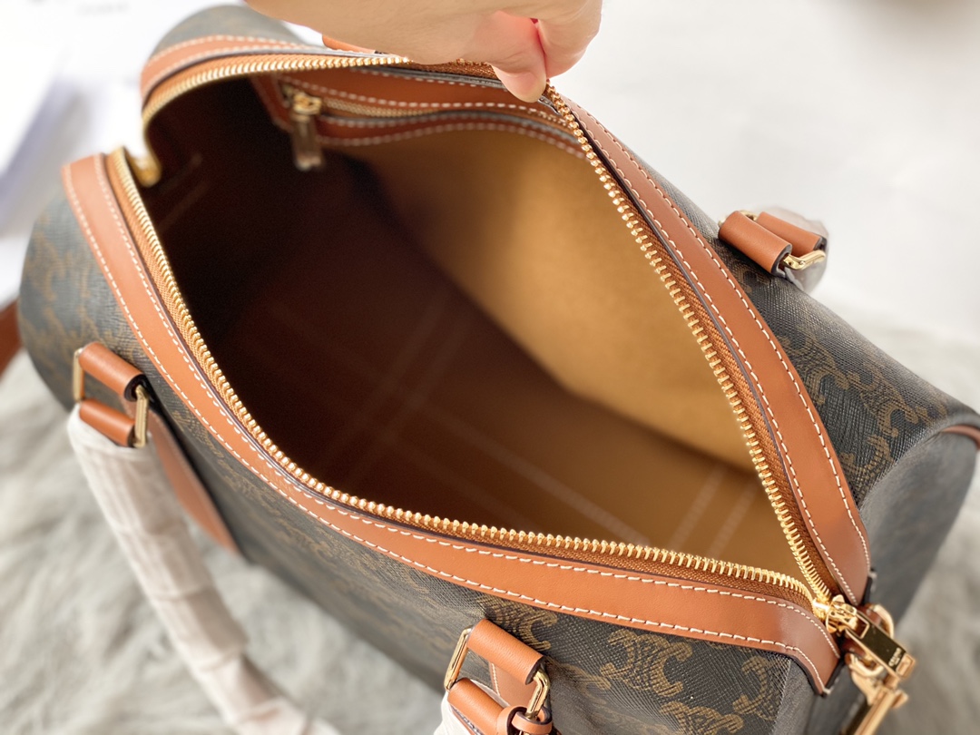 Original big brand luxury goods 1:1 high-end quality top qualityceline* TRIOMPHE old flower Boston / pillow bagOriginal big brand luxury goods 1:1 high-end quality top original size copy