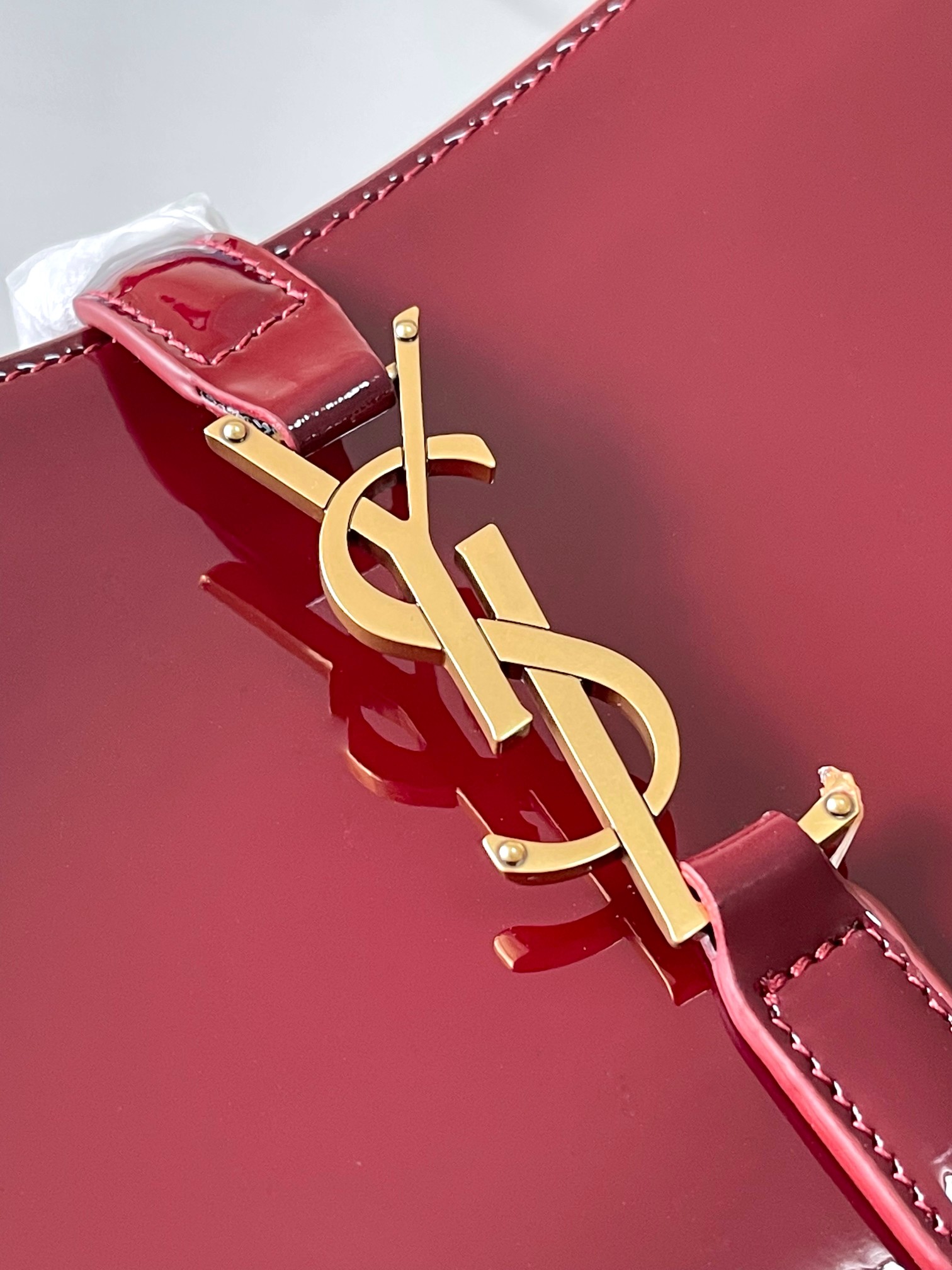 Saint Laurent LE 5 À 7 Unique Underarm Purse with Elegance