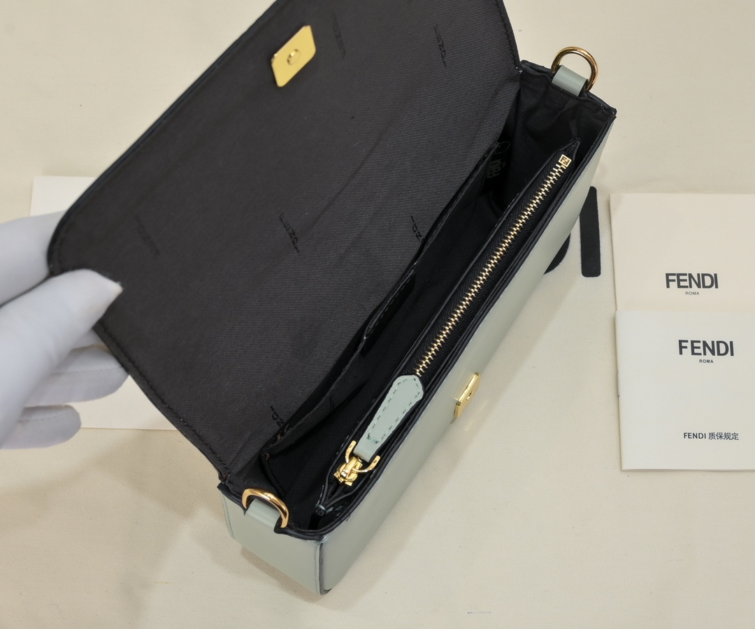 FENDI1:1 high-end quality top original size copyFendi fendi chain bag shoulder Messenger bagOriginal big brand luxury goods 1:1 high-end quality top original size copy