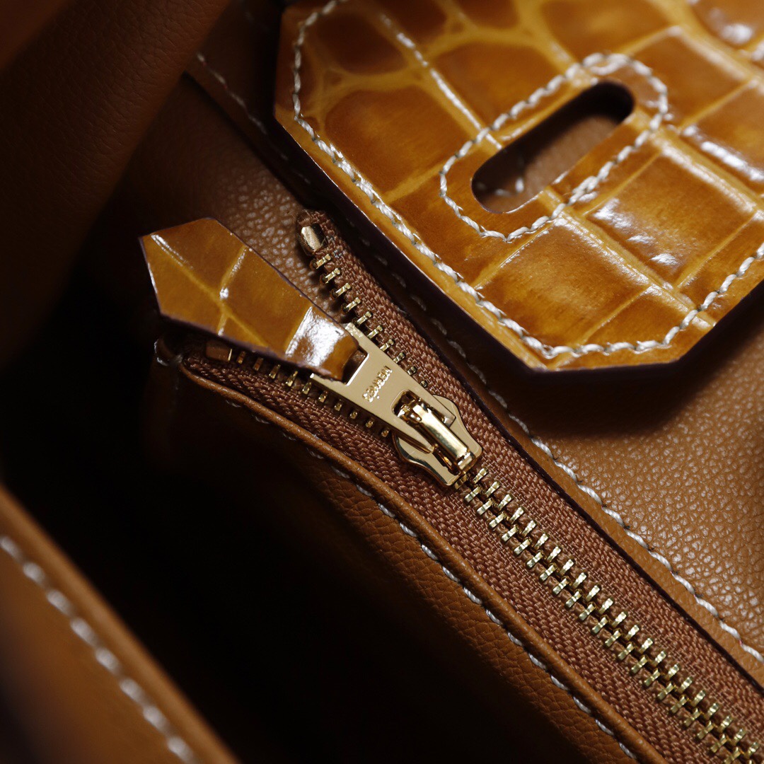 Hermès Birkin Smooth Leather Handbag