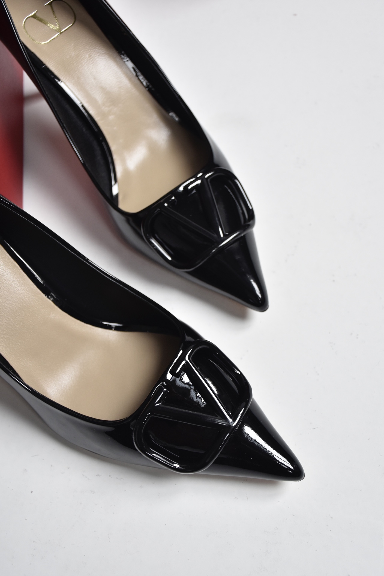 Valentino Classic Patent Leather High Heels (4cm/8 cm)