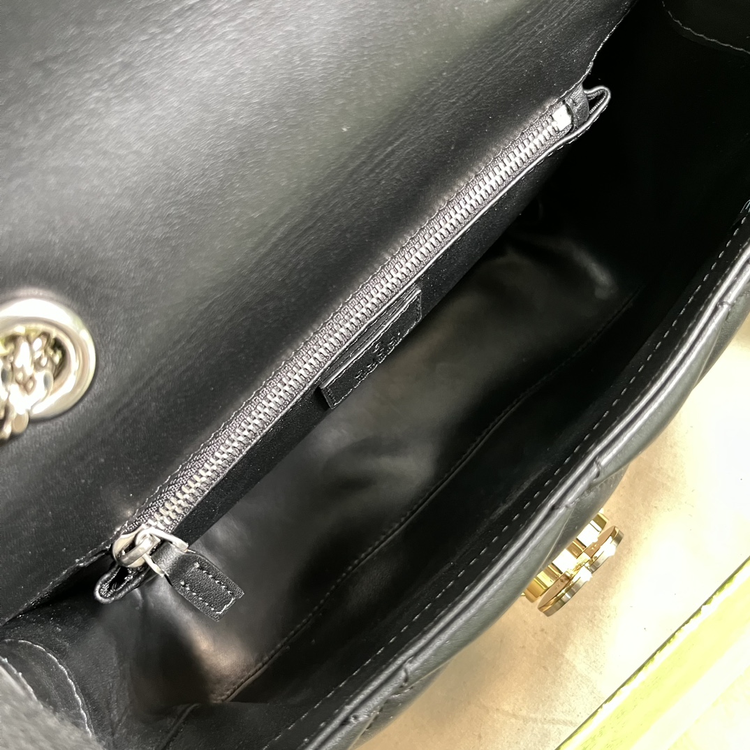 Gucci Crackled Grainy Leather Chain Bag