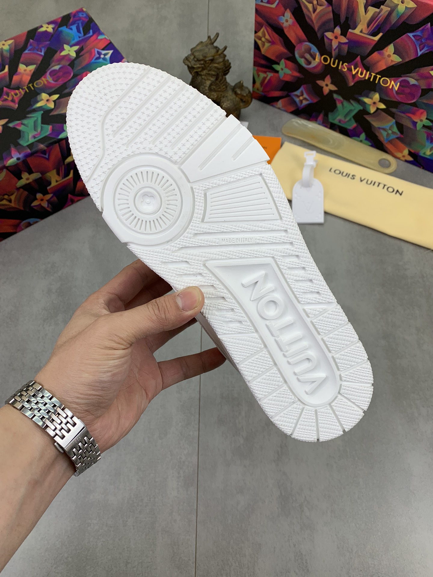 Louis Vuitton Fashionable Versatile Sneakers