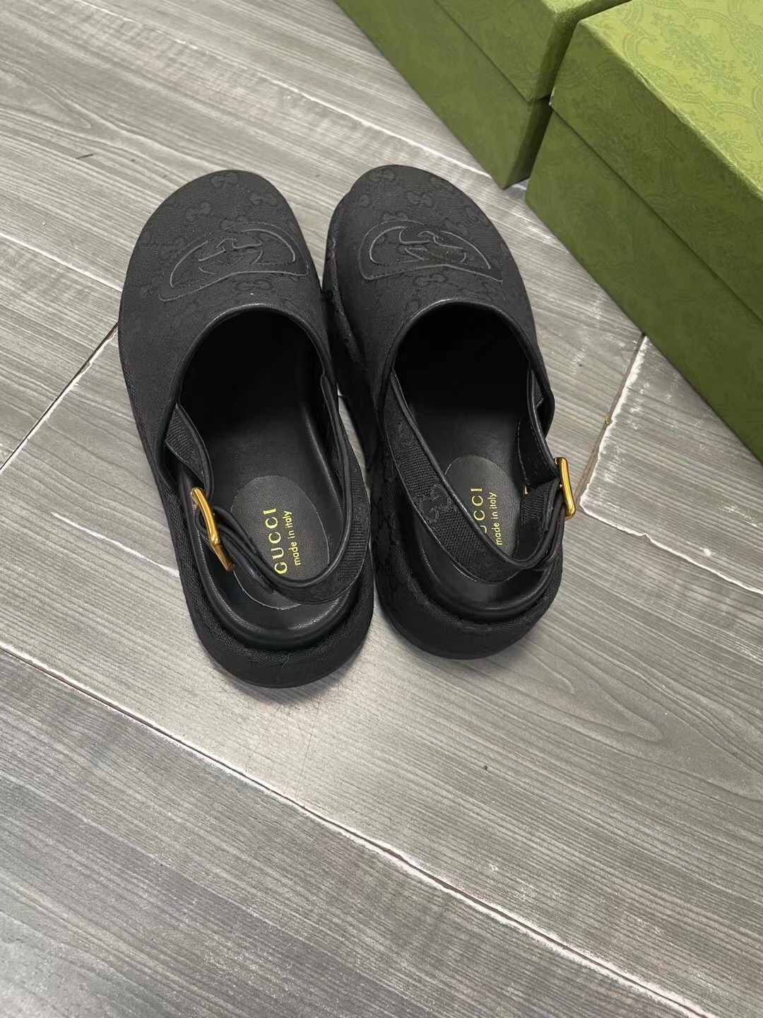 Gucci Thick-Soled Cassic Embroidered Canvas Slippers