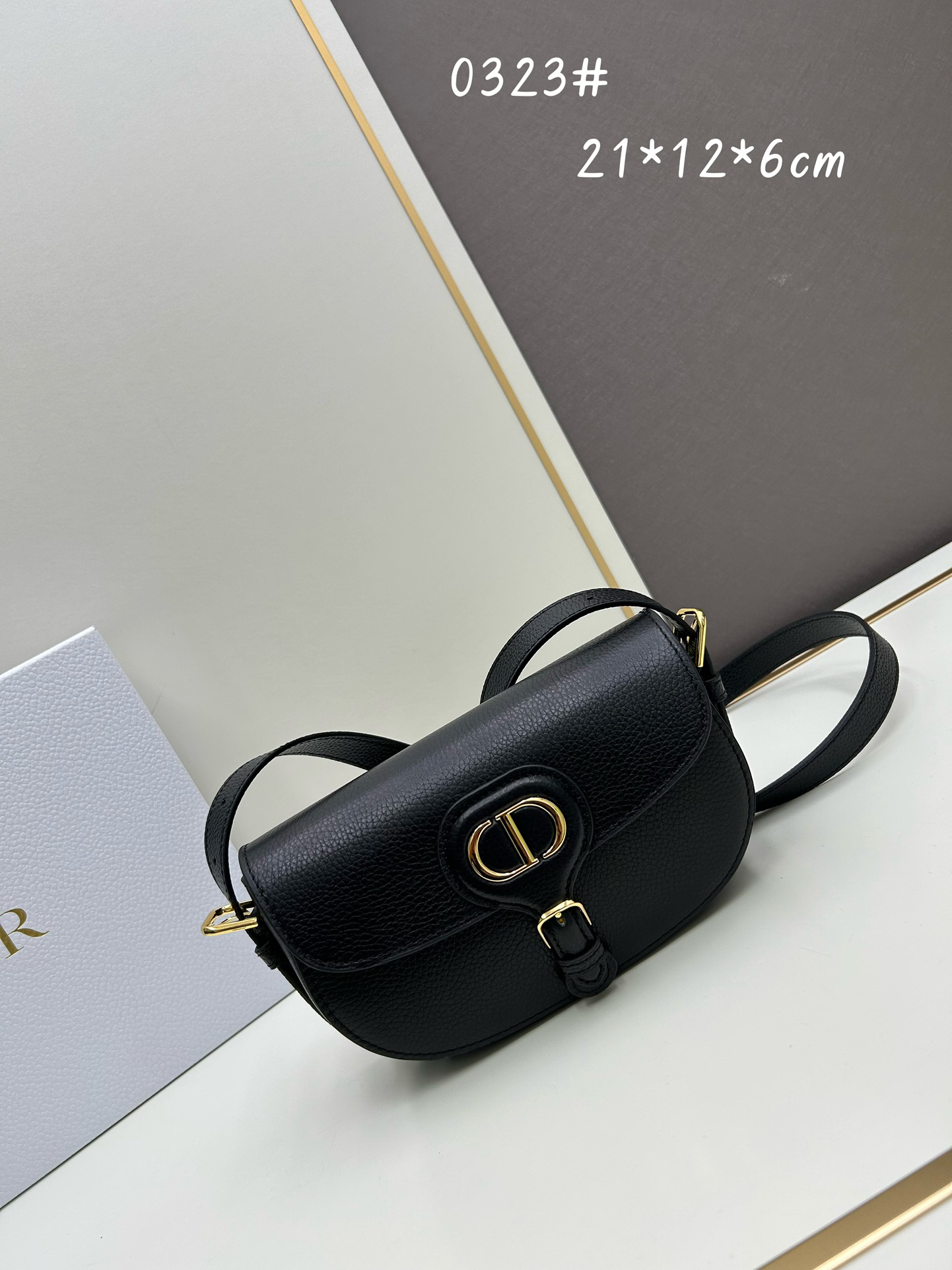 DIOR First-Layer Cowhide Saddle Bag