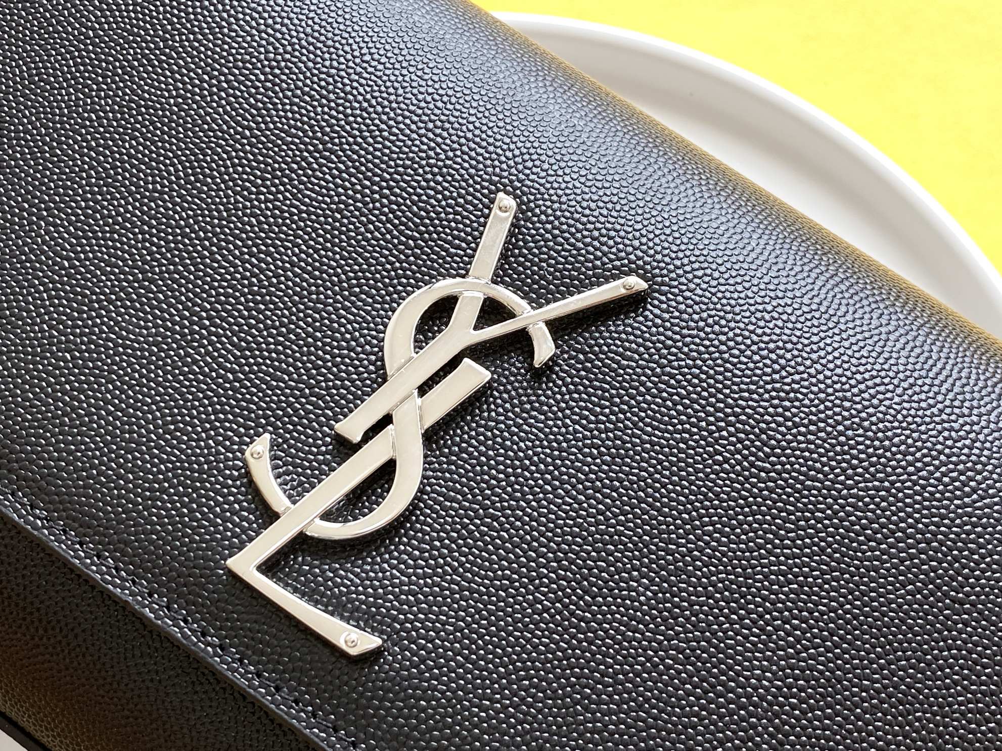 Saint Laurent Classic Chain Shoulder/Crossbody Bag for Women  in Black