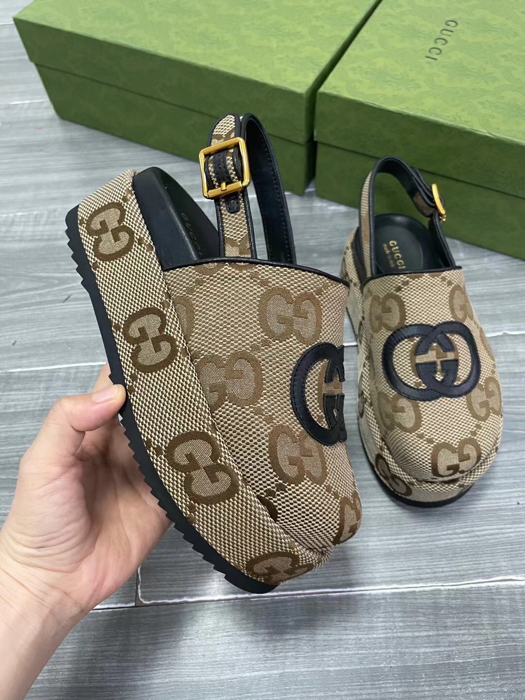 Gucci Thick-soled Classic Embroidered Canvas Slippers