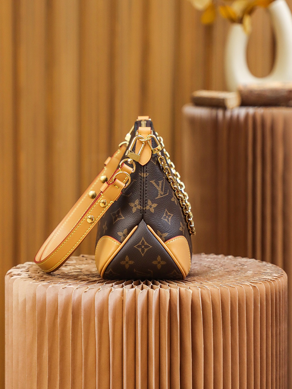 Louis Vuitton Classic Fashionable Tote Bag