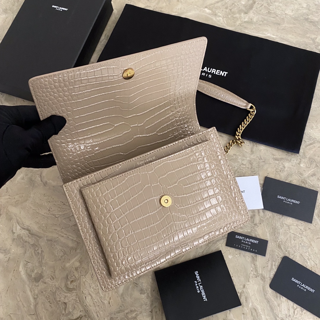 Saint Laurent Classic Chain Shoulder/Crossbody Bag for Women