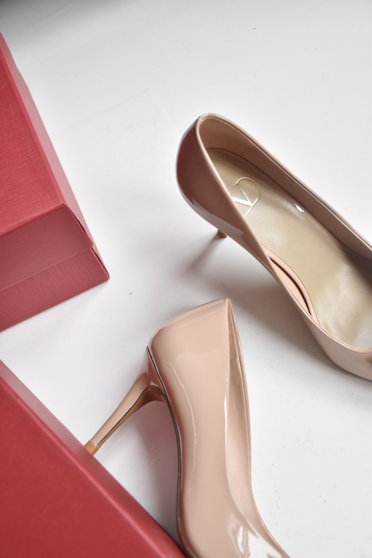 Valentino Classic Patent Leather High Heels (4cm/8 cm)