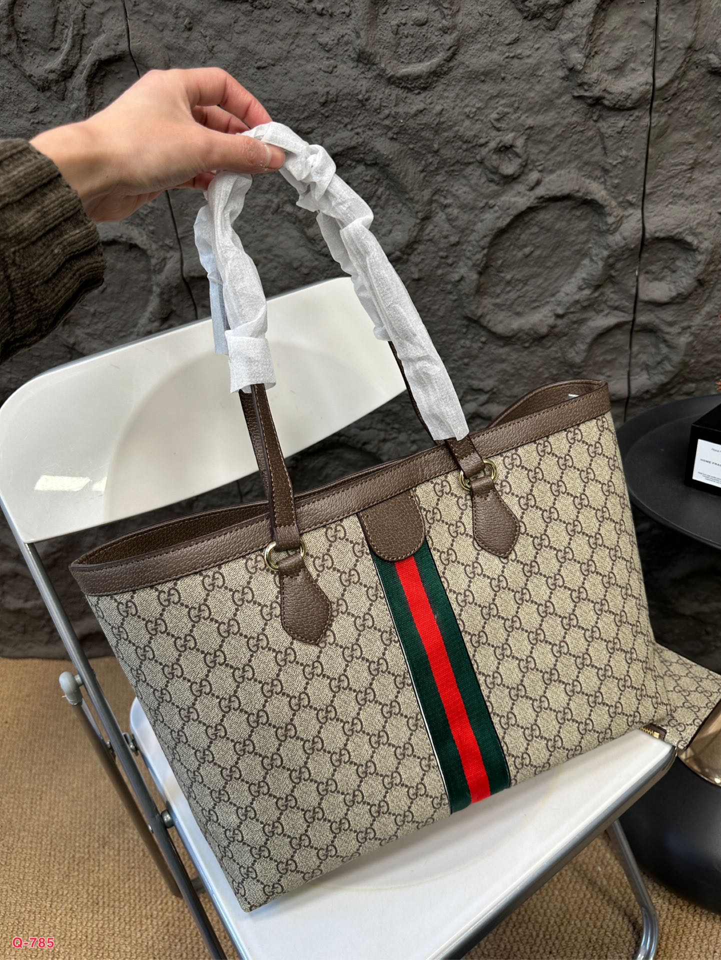 Gucci Ophidia Leather Tote Bag