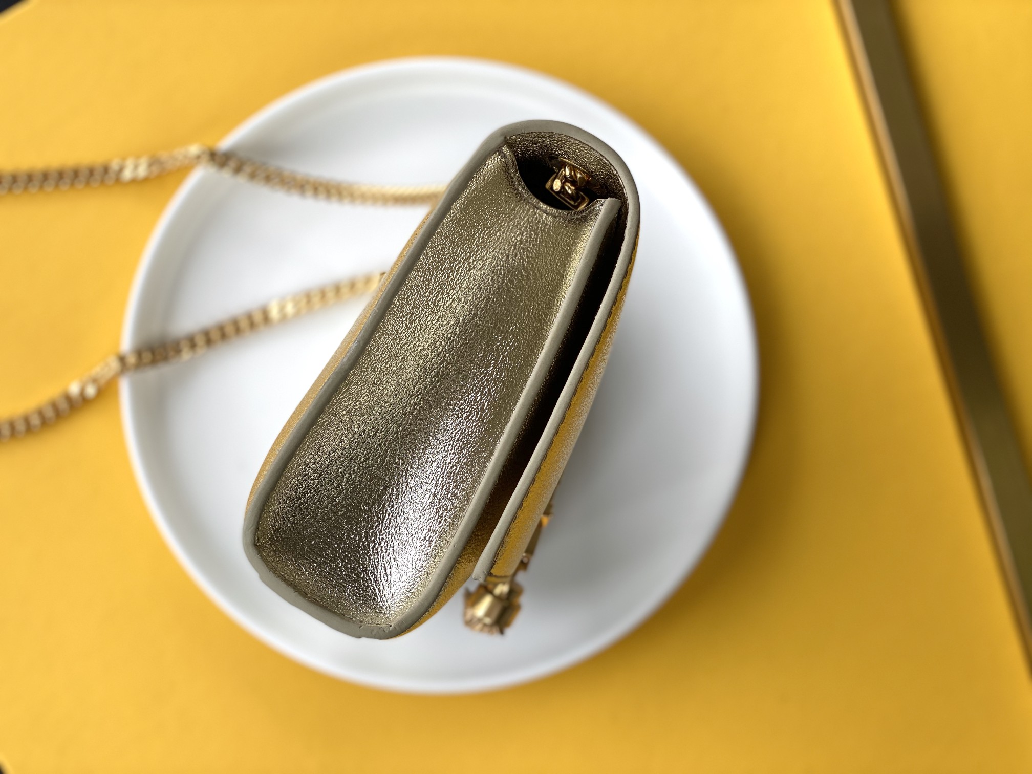 Saint Laurent Classic Chain Shoulder/Crossbody Bag for Women