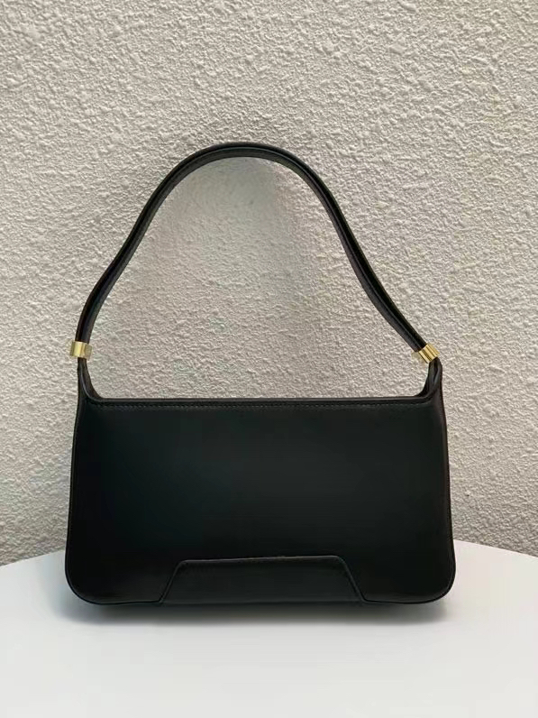 Burberry The Canter Underarm Bag