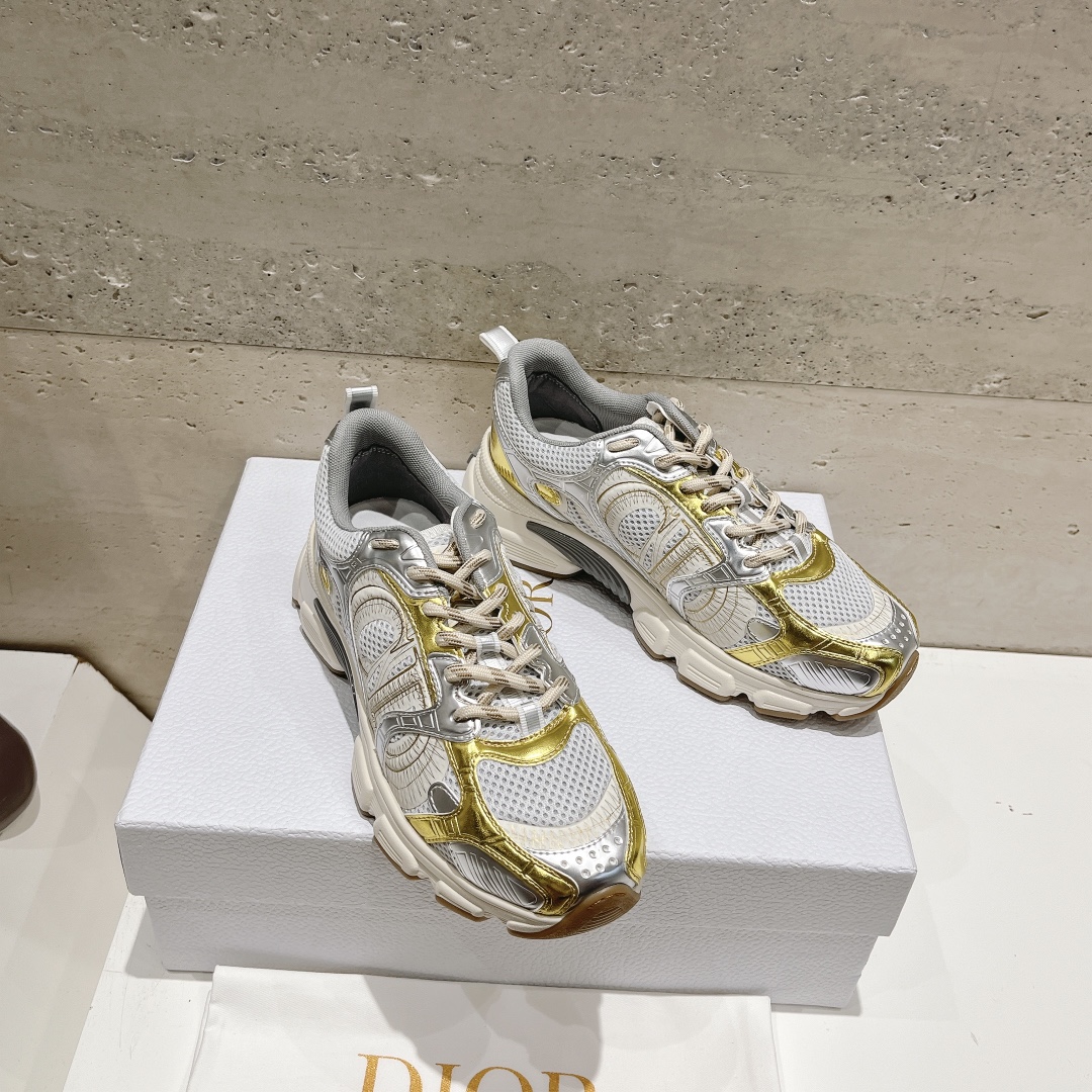 Dior Chrono: The New Casual Running Sneaker