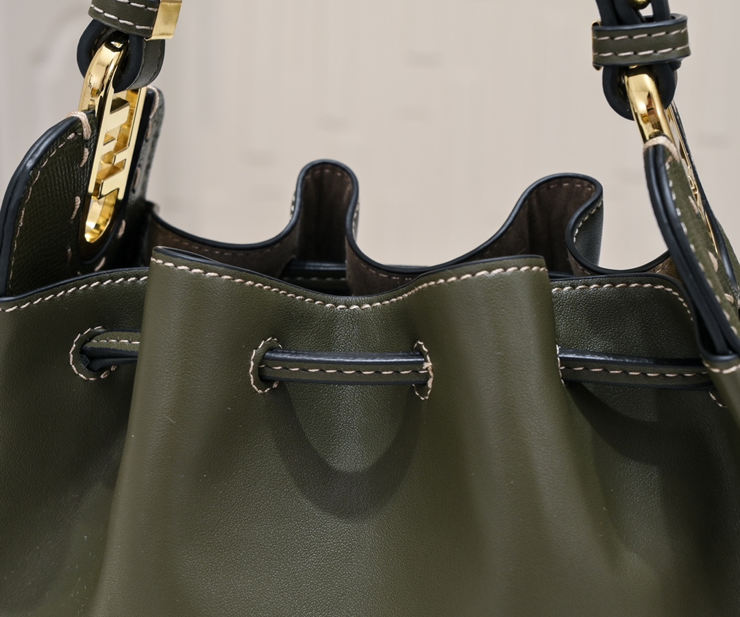 Fendi Cowhide Bucket Bag