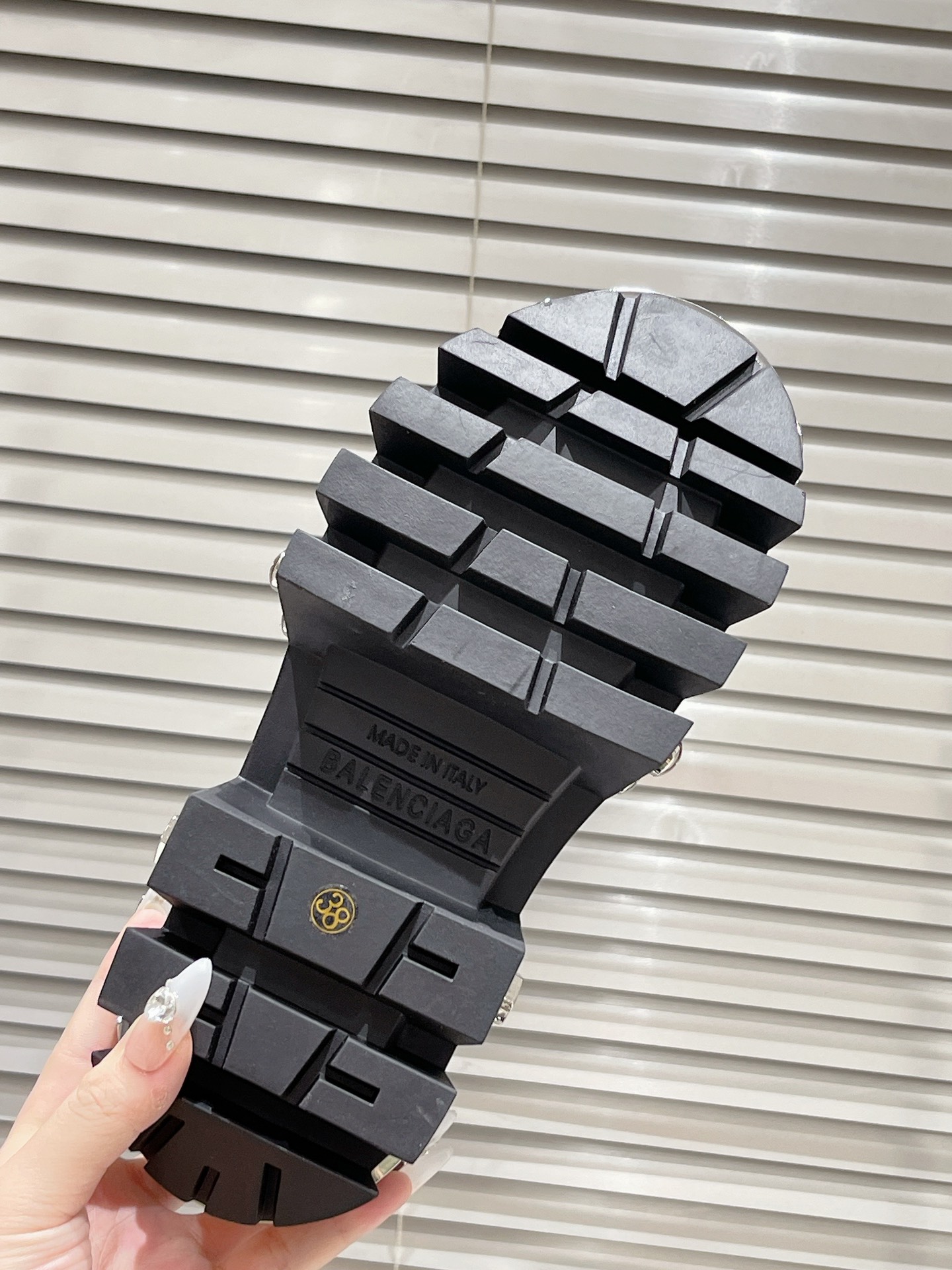 Balenciaga Diamond-Embedded Bulldozer Boots（8CM）