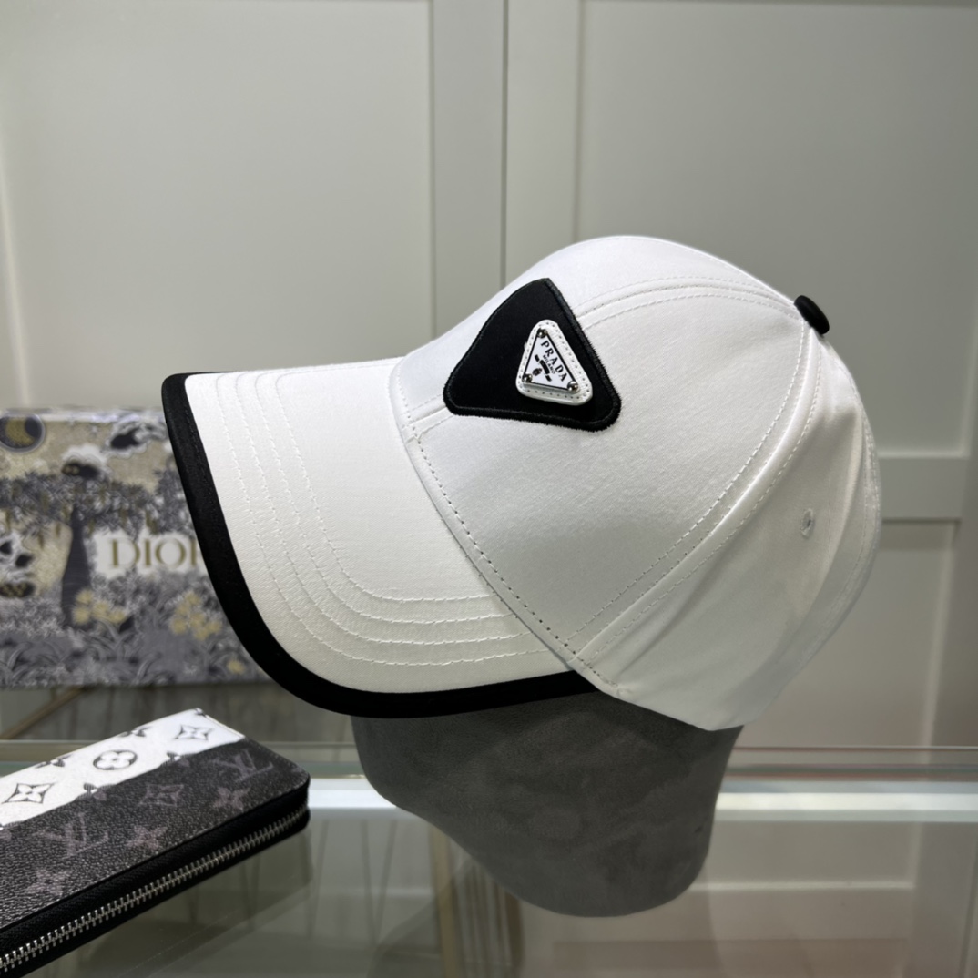 PRADA Cap