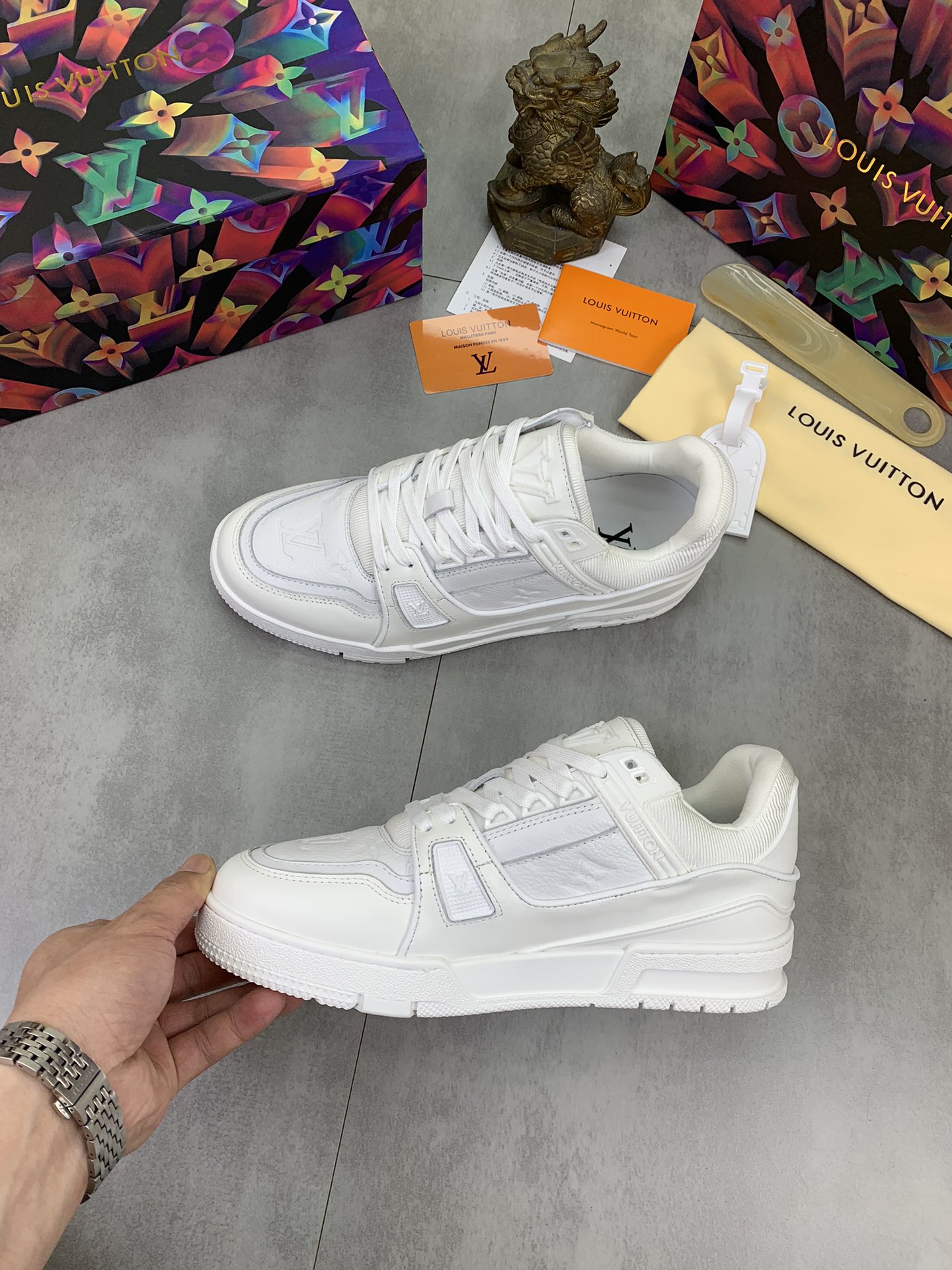 Louis Vuitton Fashionable Versatile Sneakers