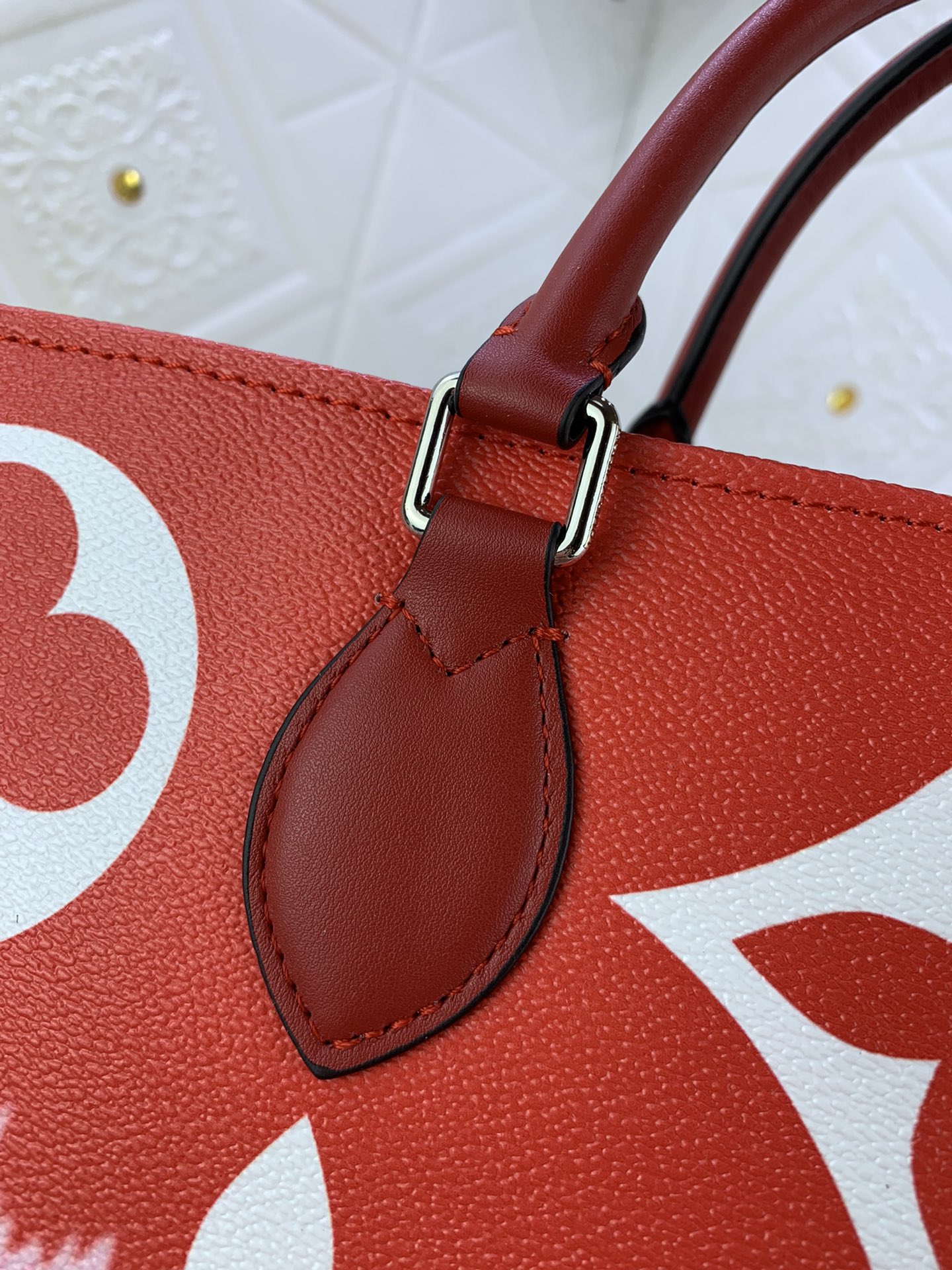 Louis Vuitton Classic Fashionable Tote Bag