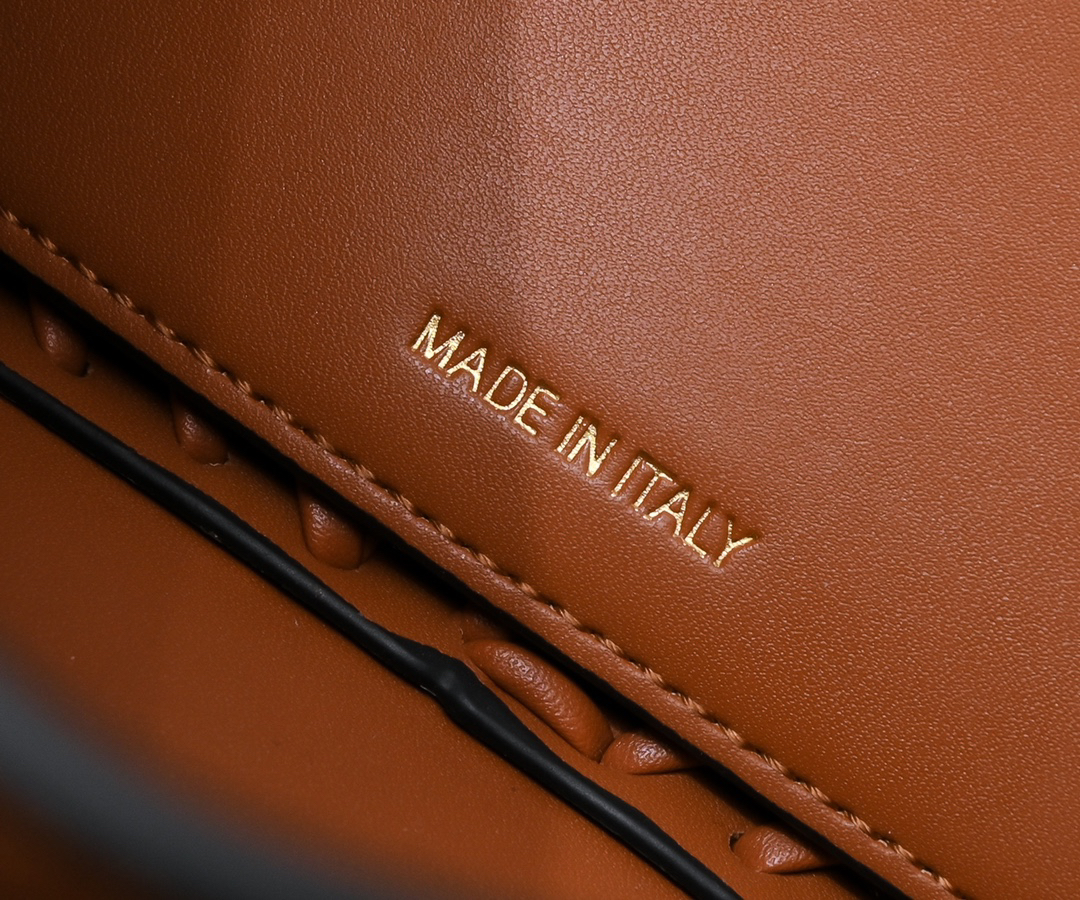 Fendi Baguette Medium Woven Lambskin Handbag