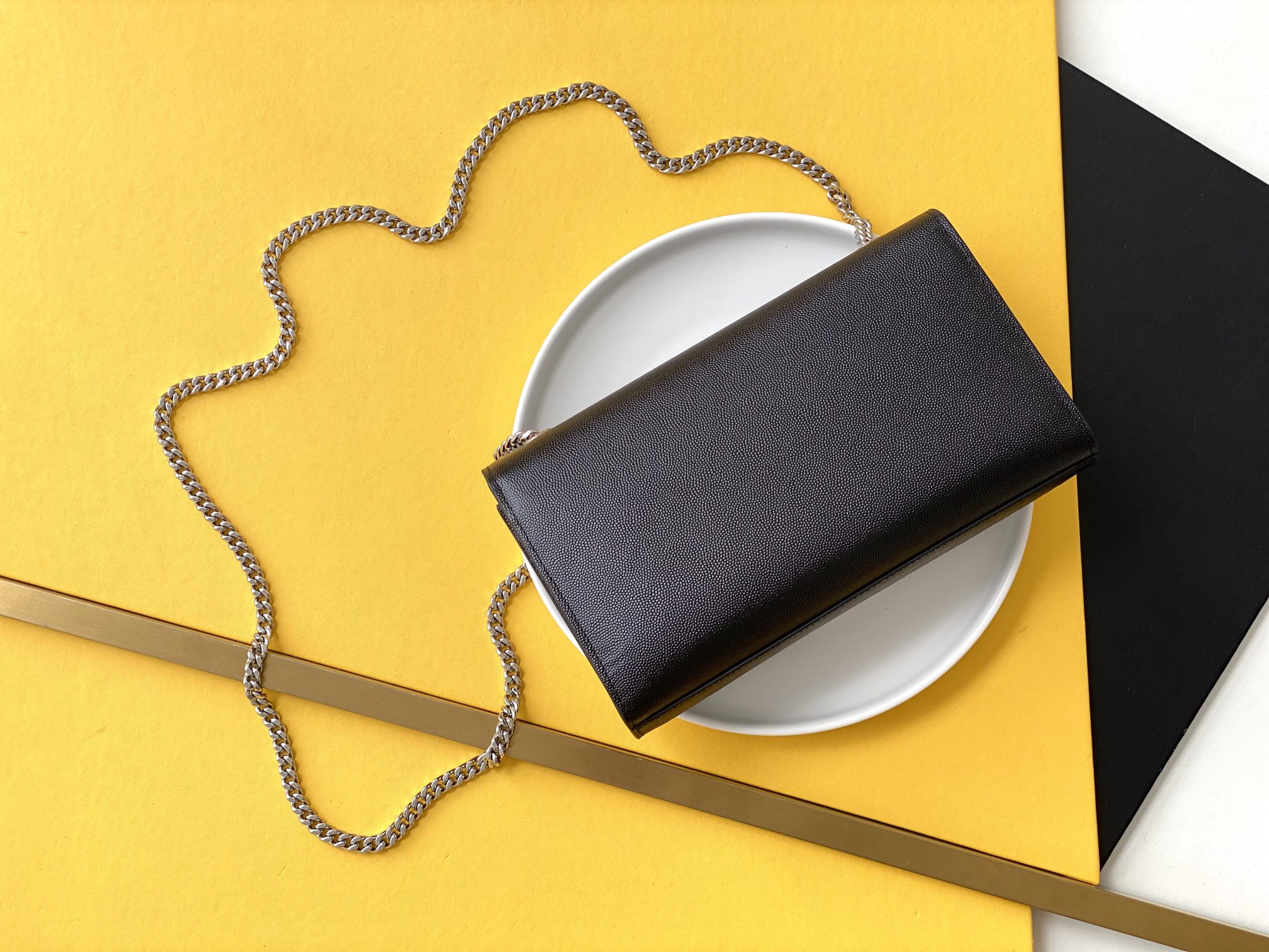 Saint Laurent Classic Chain Shoulder/Crossbody Bag for Women  in Black