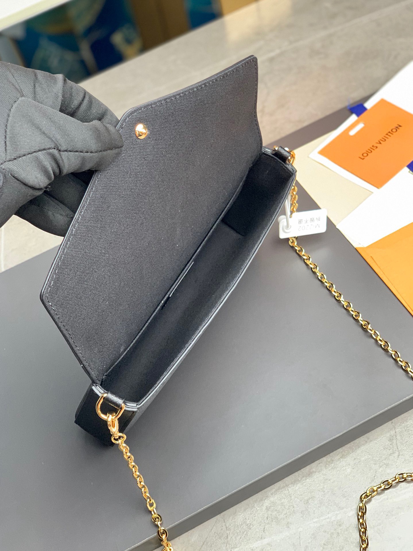 Gucci Clutch Bag & Wallet