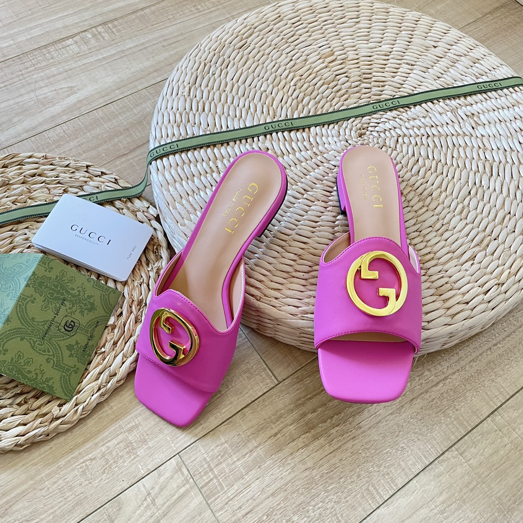 Gucci Square-Toe Leather Slippers