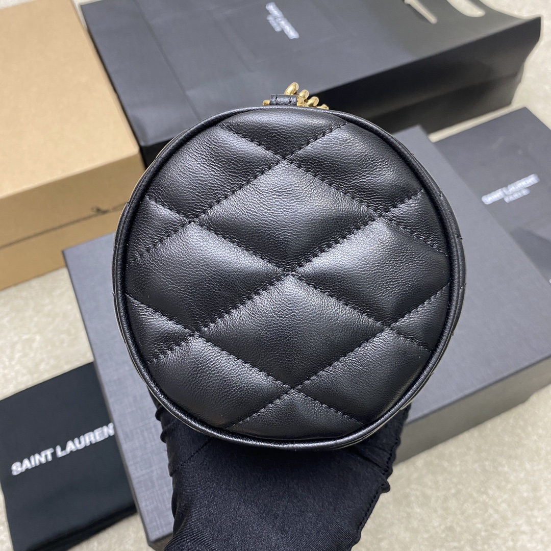 Saint Laurent Classic Chain Shoulder/Crossbody Bag for Women