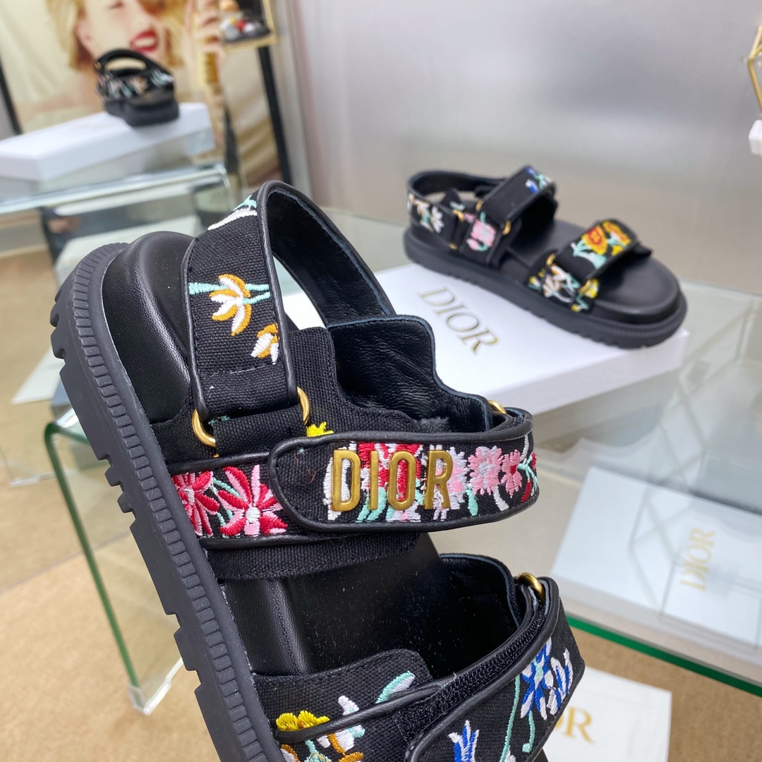 Dior Act Black sandals