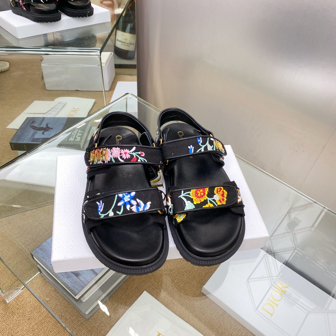 Dior Act Black sandals