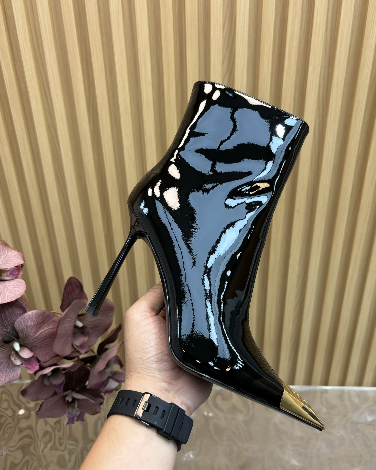 Saint Laurent Lee Patent Leather High-Heel Boots(11CM)