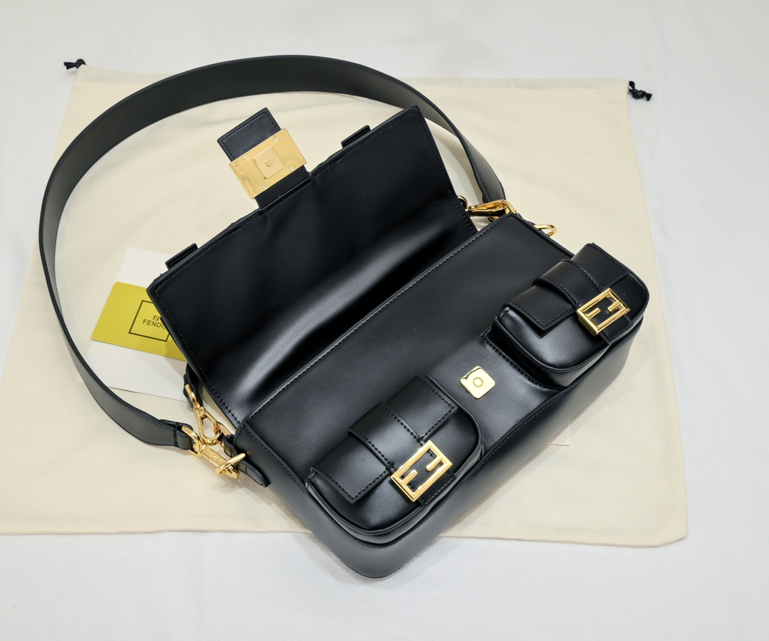 Fendi Baguette Multi-Pocket Handbag