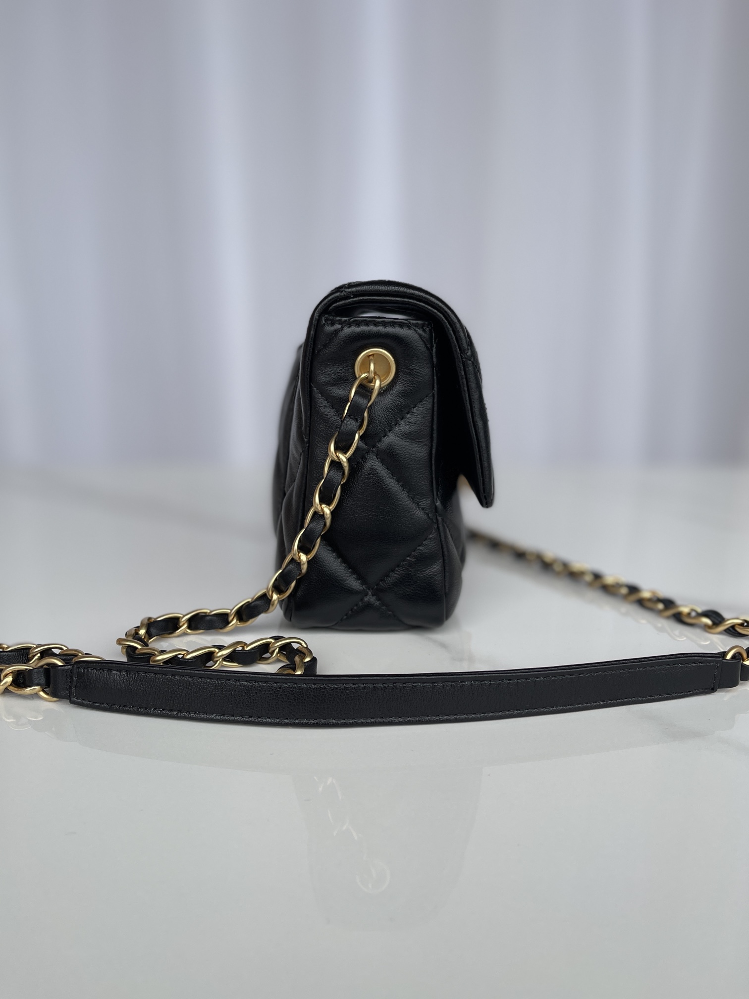 Chanel Cracked Grainy Leather Crossbody Bag