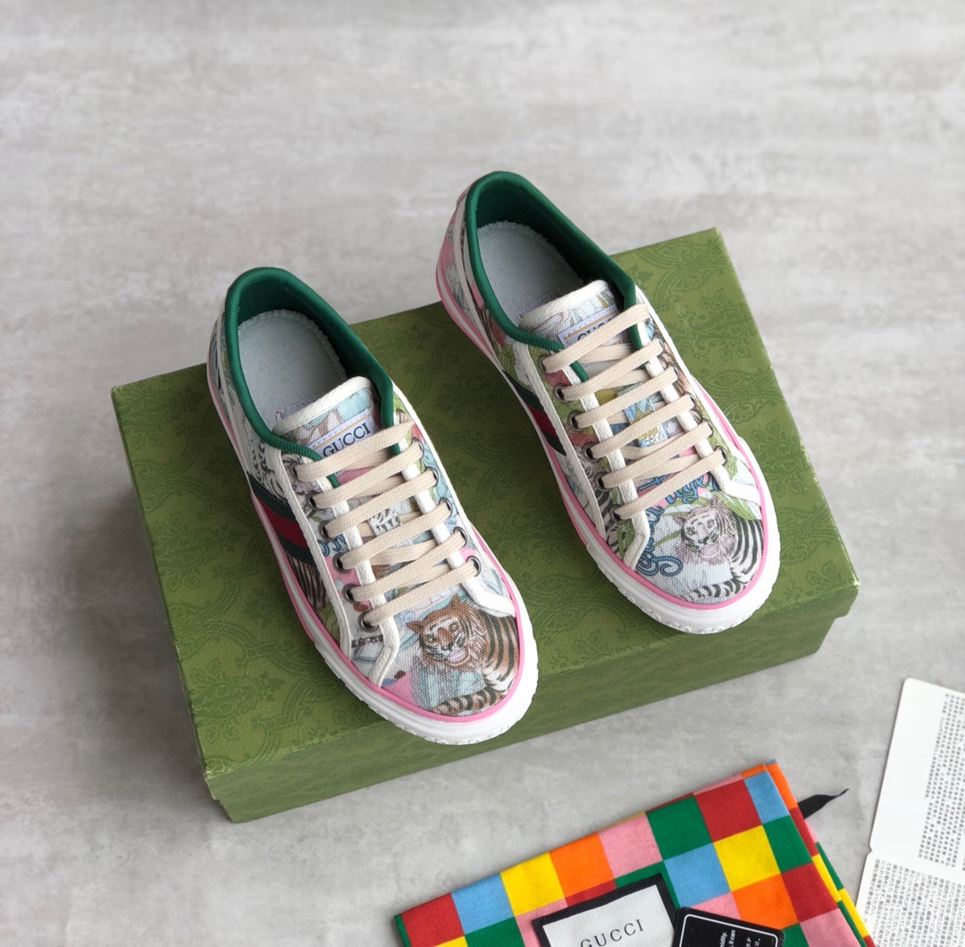 Gucci Exclusive Unique Sneakers