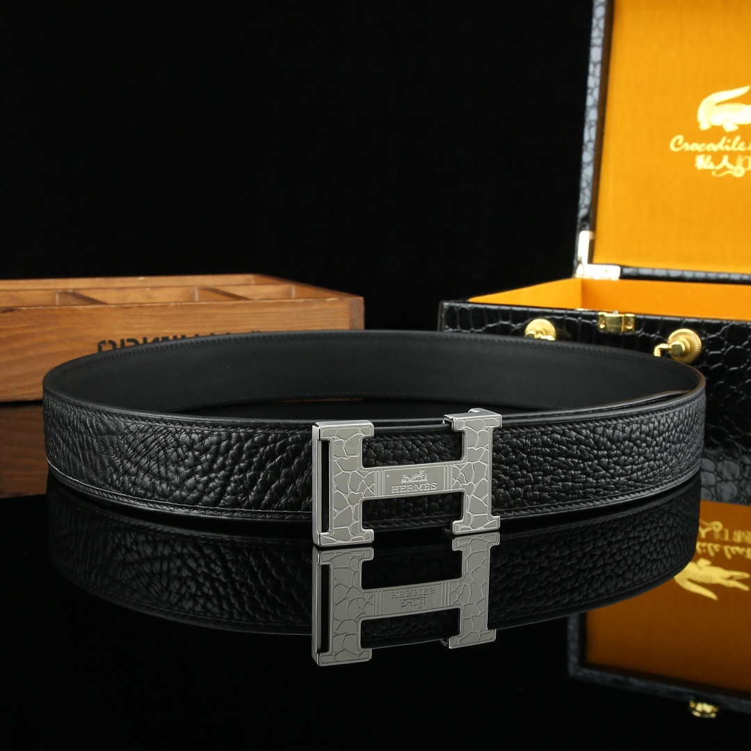 Hermès Vintage Calfskin Leather Belt