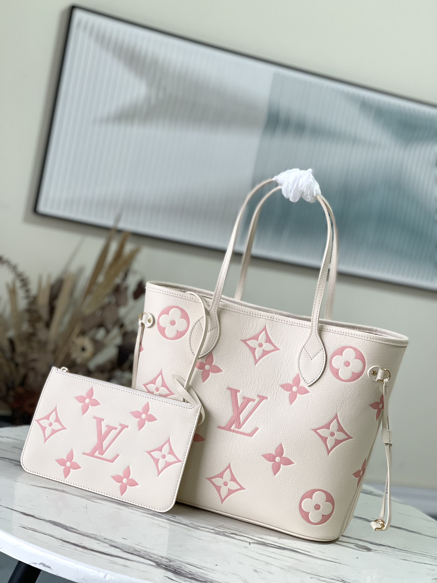 Louis Vuitton Versatile Leather Tote Bag