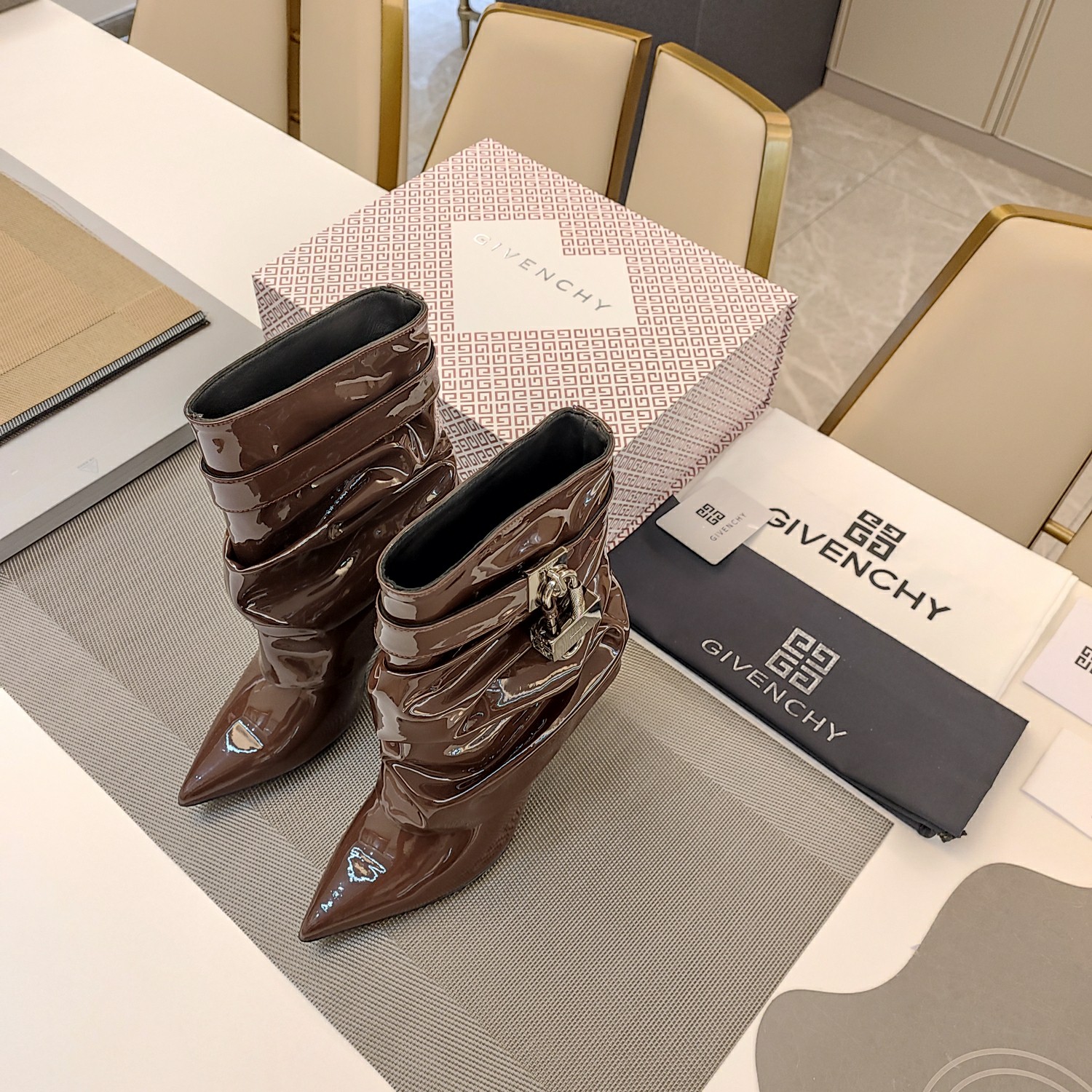 Givenchy Patent Leather Pointed-Toe High-Heeled Short Boots