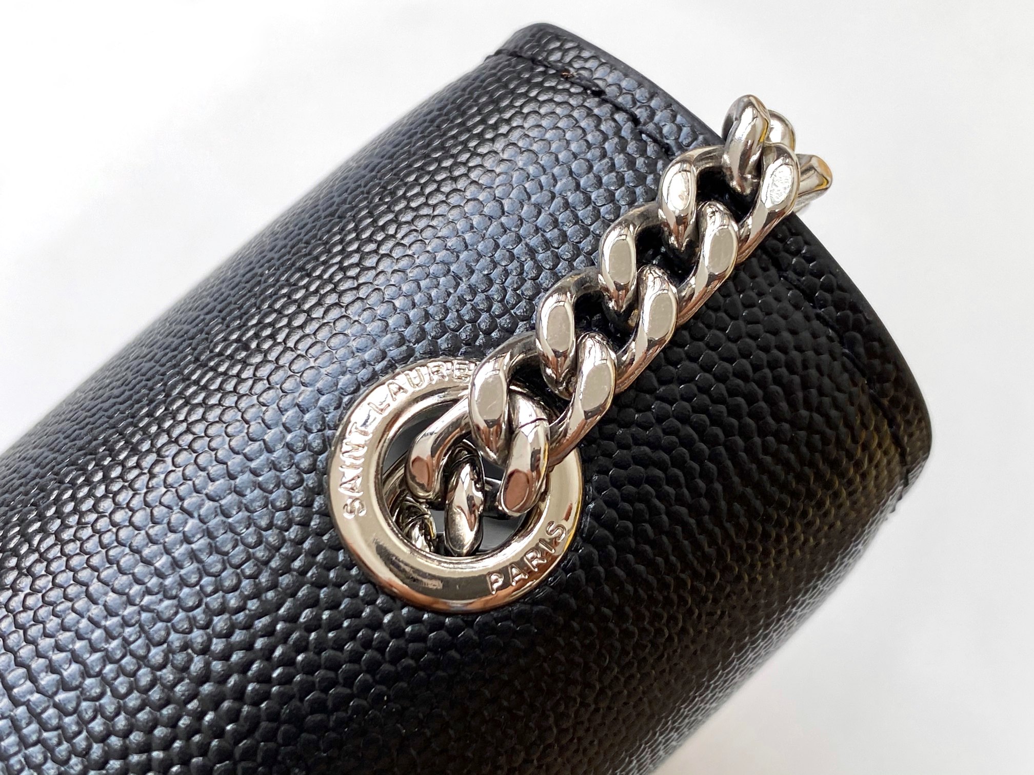 Saint Laurent Classic Chain Shoulder/Crossbody Bag for Women  in Black