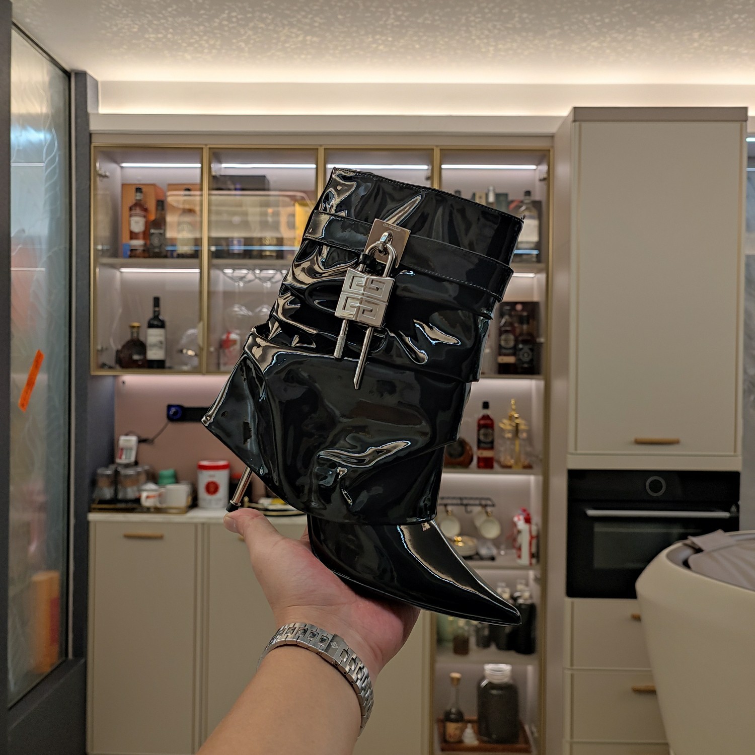 Givenchy Patent Leather Pointed-Toe High-Heeled Short Boots