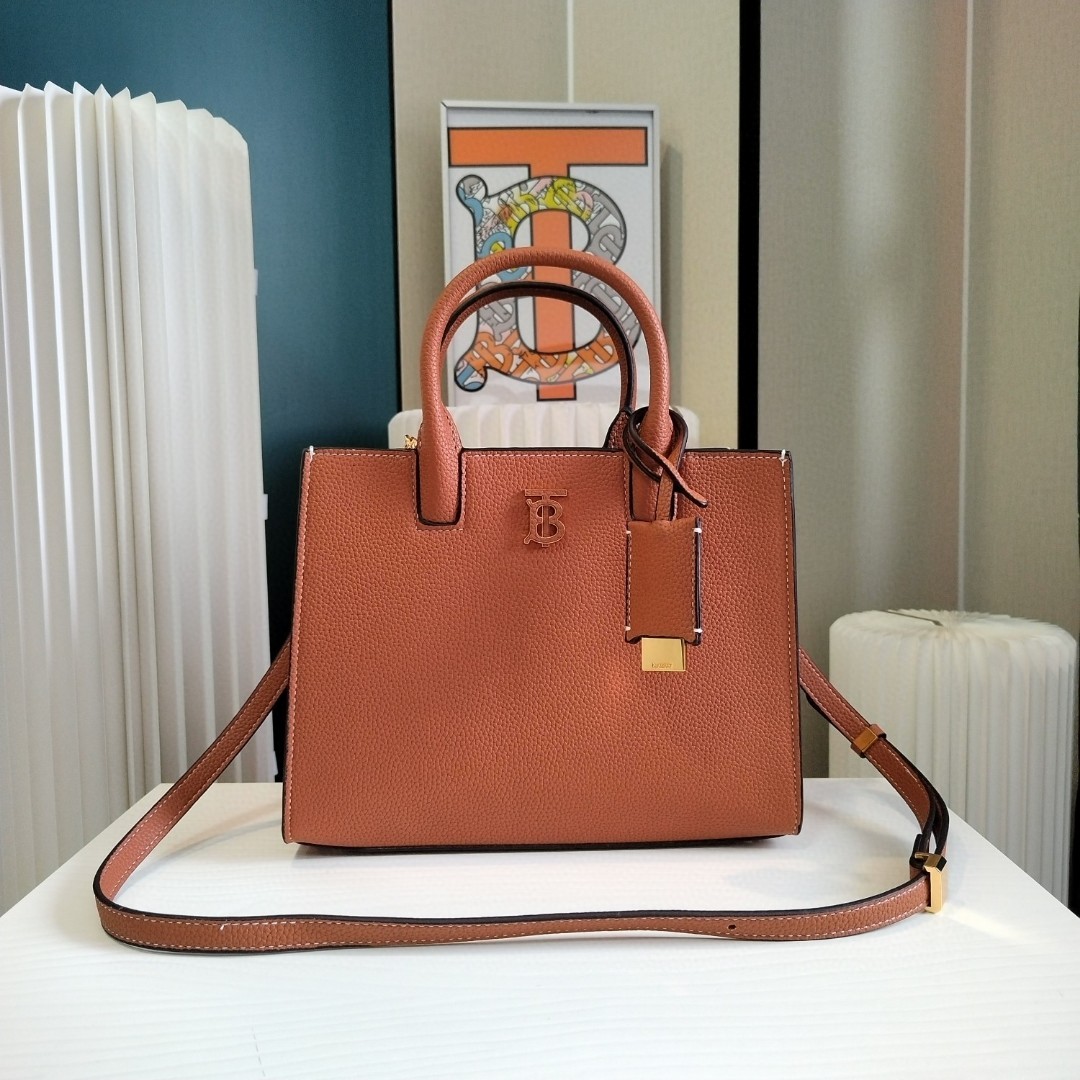 Burberry Leather Elegant Handbag