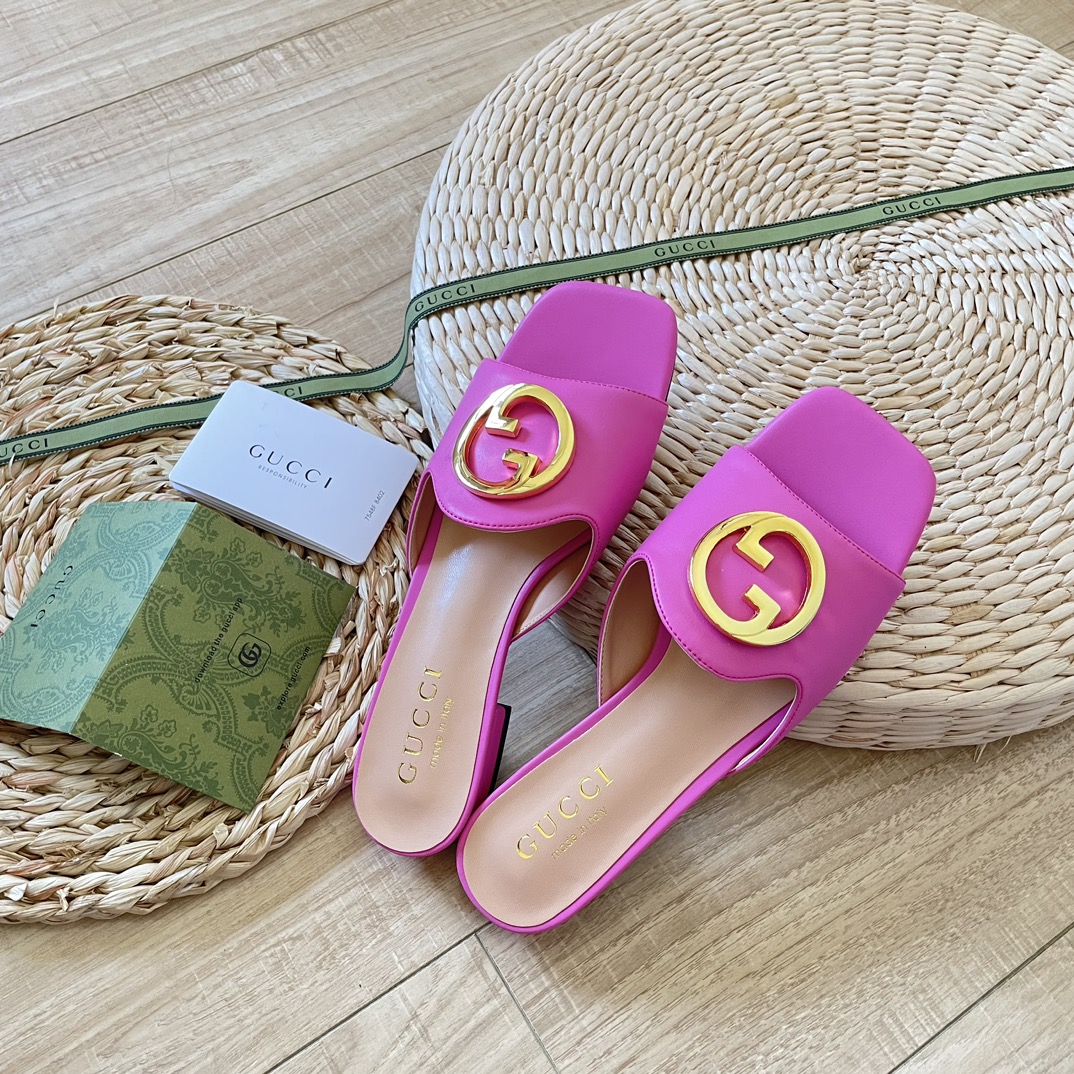 Gucci Square-Toe Leather Slippers