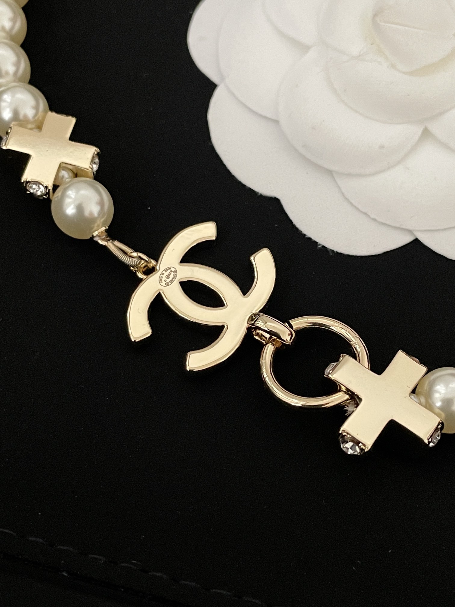 Chanel pearl necklace